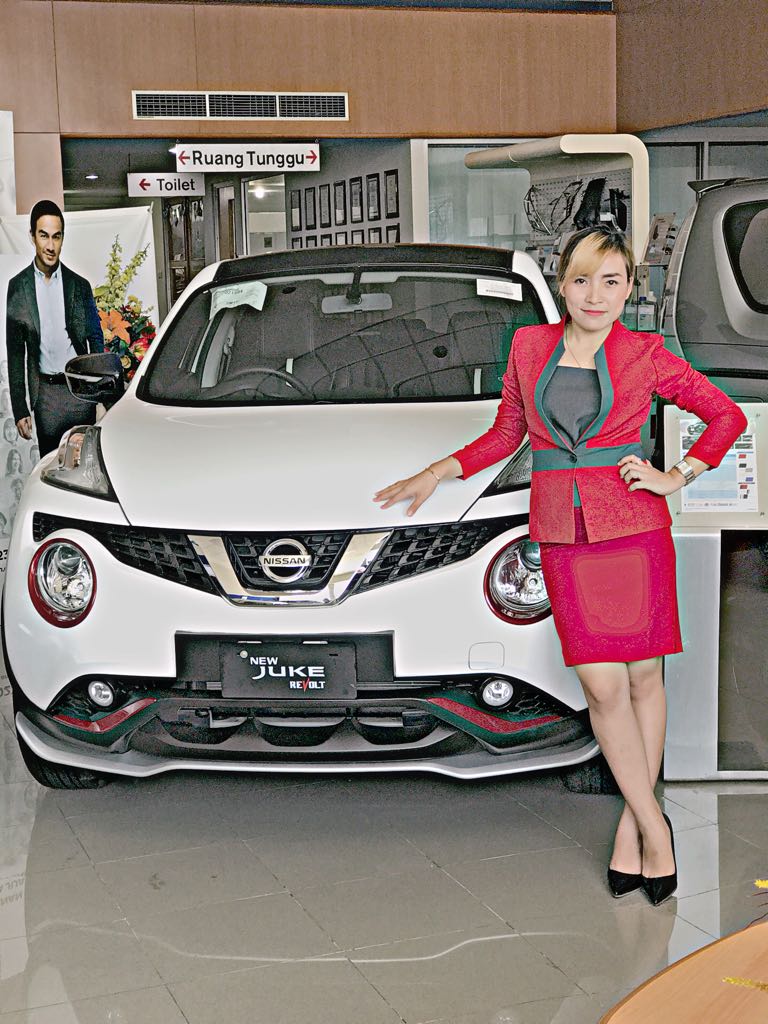 Sales Marketing Mobil Nissan Lia