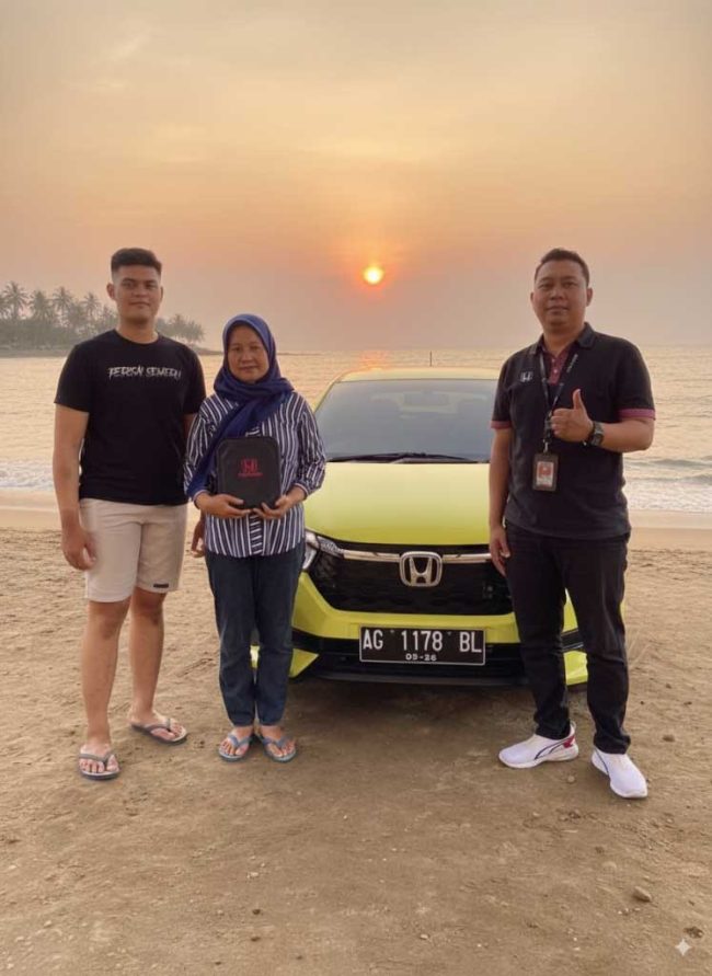 Sales Mobil Honda Satria 2